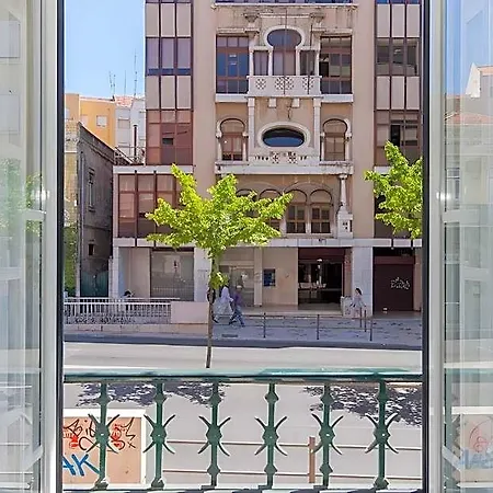 85 & 4* Lisboa